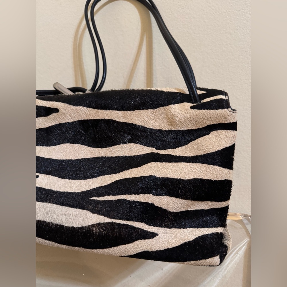 Marc Jacobs The Zebra Haircalf Large Dual Bag Black Cream - Picture 8 of 15